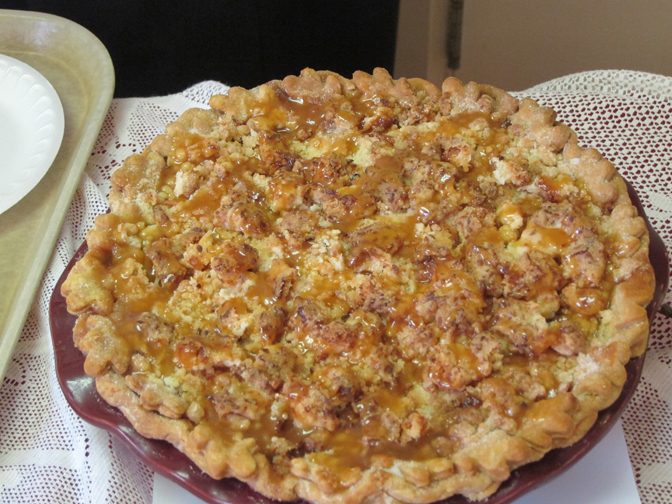 Historical pie-baking contest activity at Richland Manor